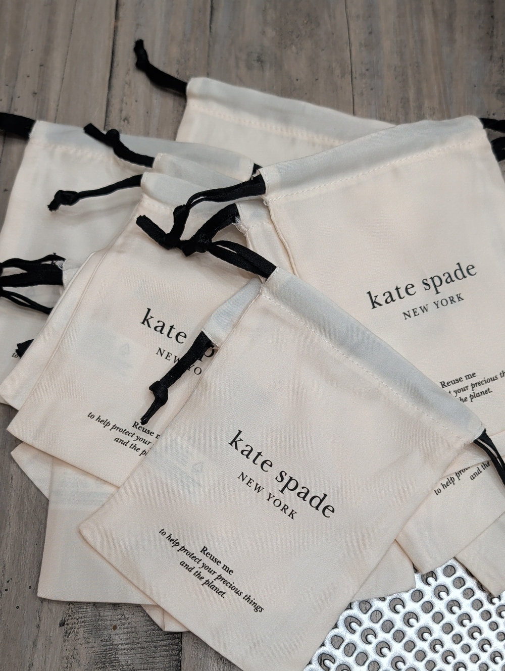 💥Kate Spade BAG GAME💥 - Picture 7 of 7